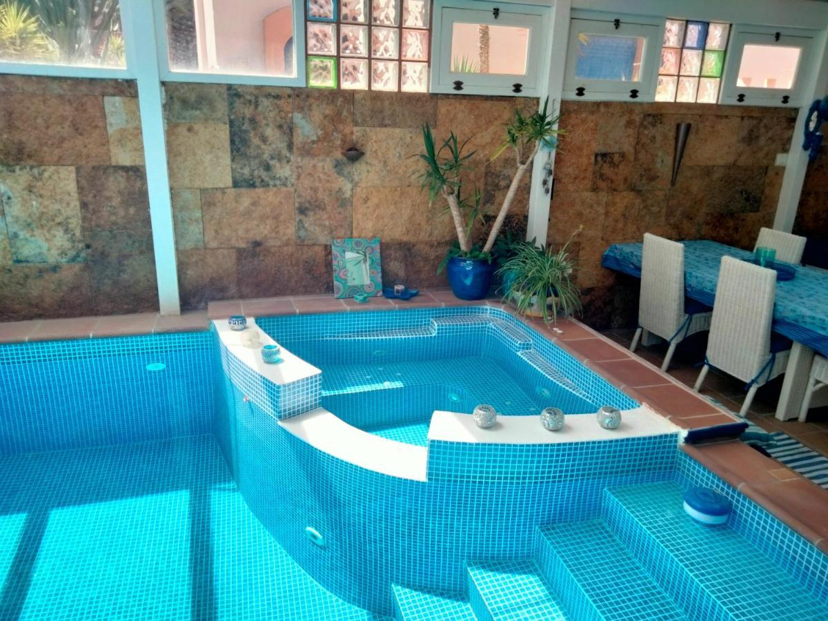 Villa Rosa Meravigliosa Con Piscina Interna Corralejo Eksteriør billede